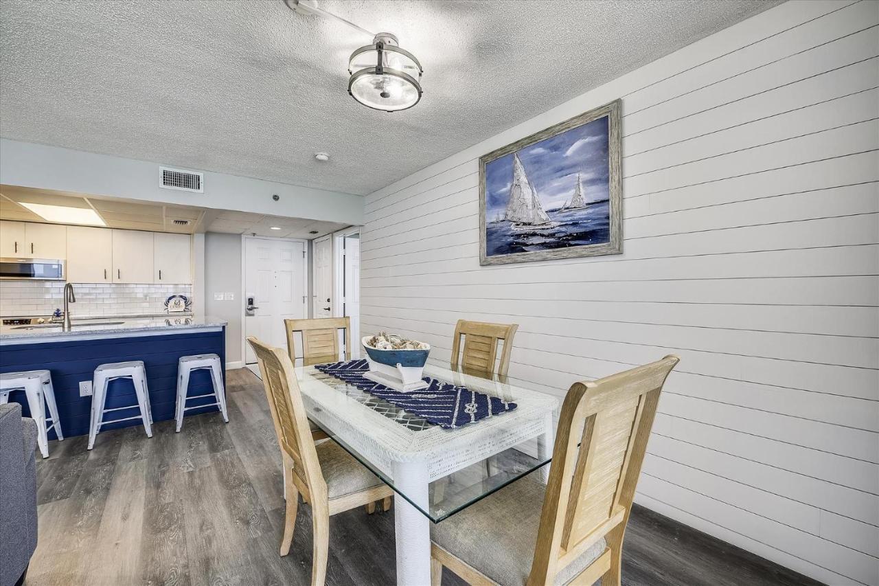 Long Tower 3, #1303 - Completely Renovated 2 Bedroom Sleeps 8,